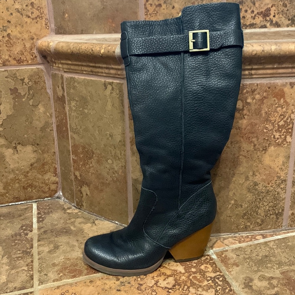 Korks by Kork Ease Black Pebbled Leather Boots